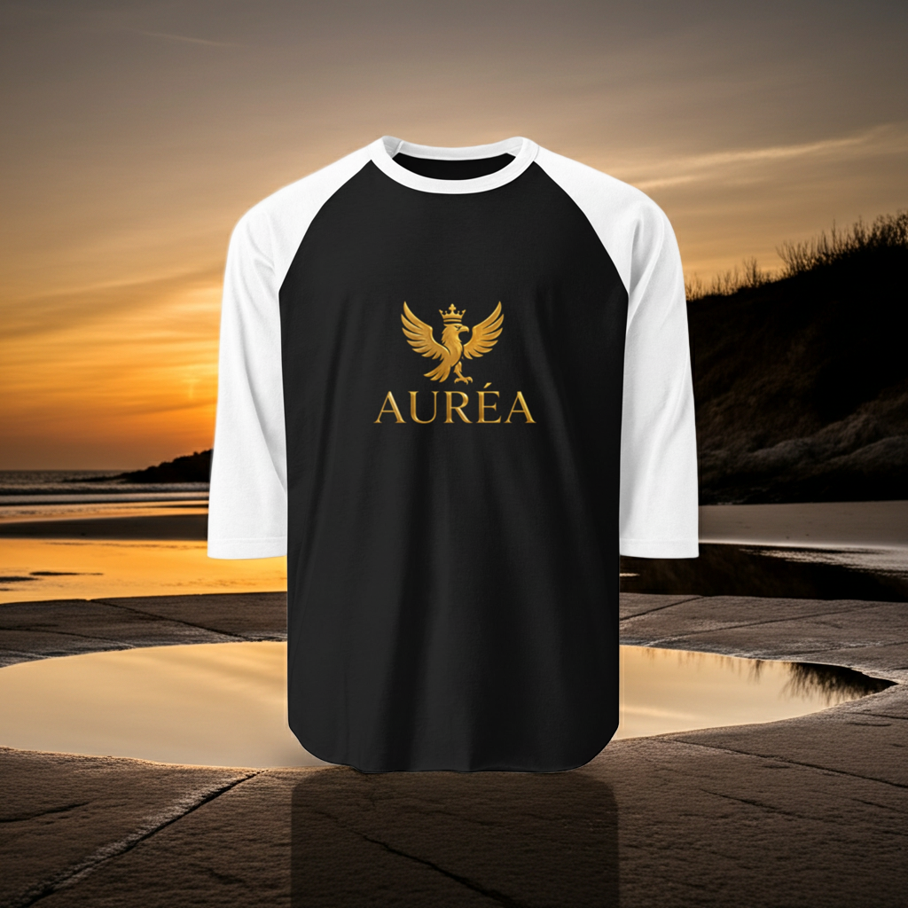 3/4 sleeve raglan shirt